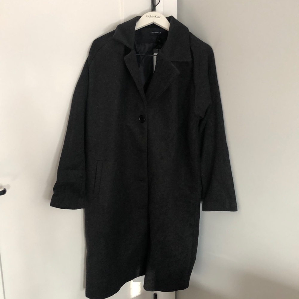 NEW* Coat Size 10